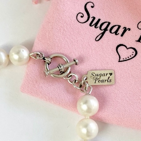 Freshwater Pearl Bracelet/Hand Knotted - Picture 4 of 5